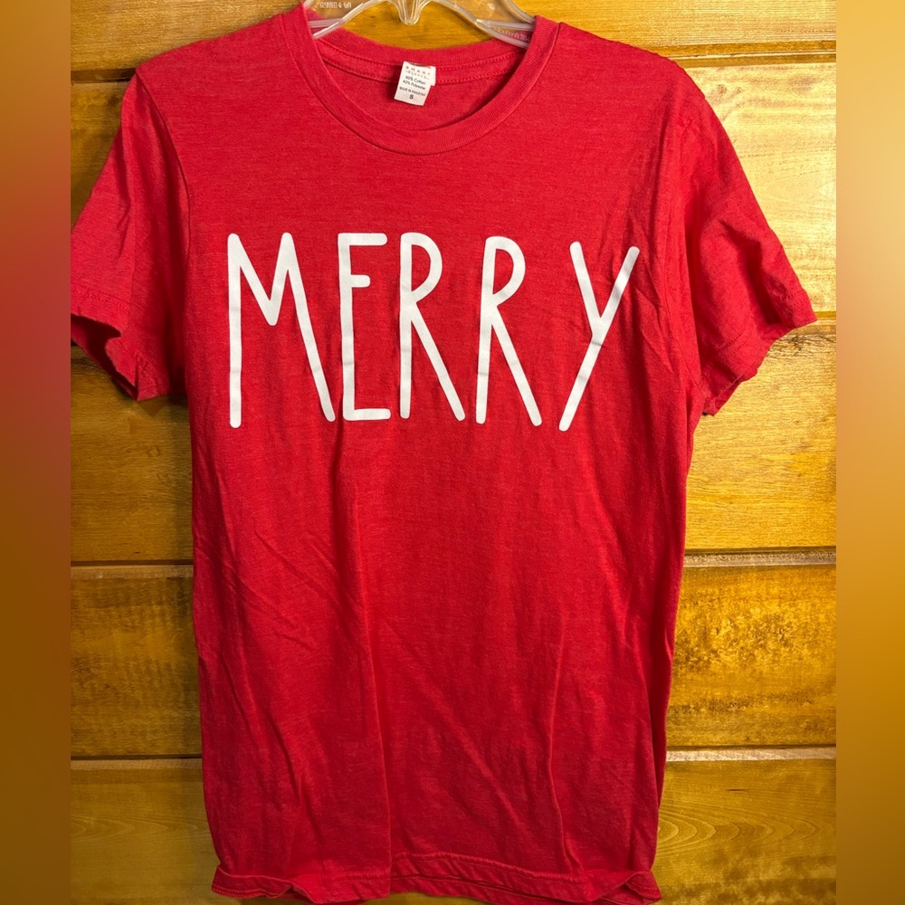 Red 'MERRY' Graphic T-Shirt Christmas size small
